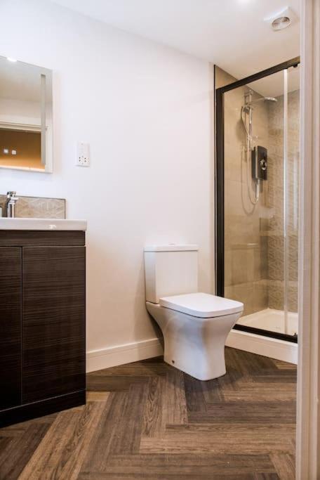 Modern 1-Bed Studio 3D Close To Royal Infirmary & Dmu Лестер Екстер'єр фото
